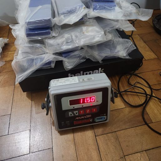 PRF flagra veículo transportando drogas em tanque de combustível na BR 163, em Guaraciaba