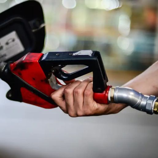 Valor médio da gasolina em SC aumenta em 4% e chega a R$ 6,59