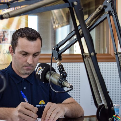 Importação de leite da Argentina e do Uruguai é tema do Peperi Debates