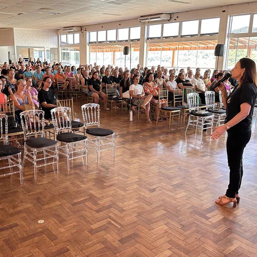 Itapiranga realiza abertura do ano letivo 2024 para professores