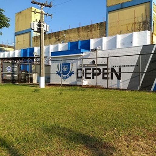 Detento tenta fugir de penitenciária e fica preso em buraco no Paraná