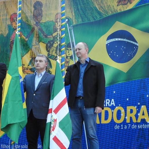 Iniciados festejos da Semana da Pátria em SMOeste