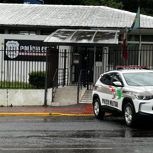 PM registra mais um caso de aluno flagrado com faca em escola de SMOeste