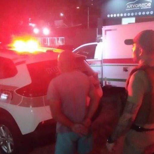 Vizinho é preso suspeito de estuprar adolescente que sofre de deficiência mental em SC