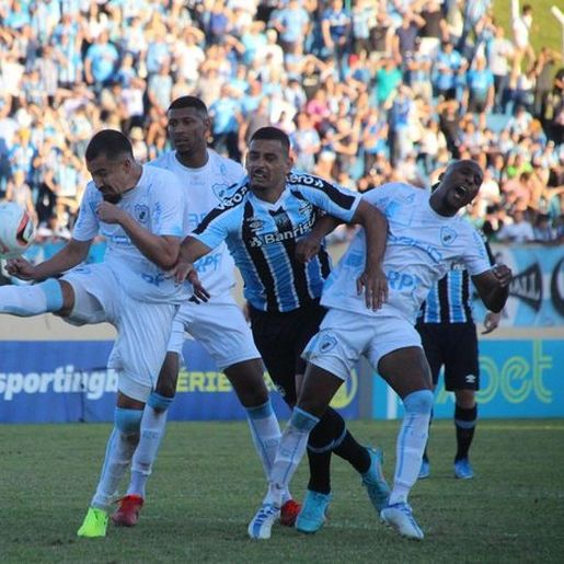 Grêmio empata com Londrina e atrasa acesso antecipado à Série A