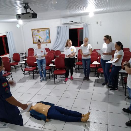Treinamento Básico de Atendimento a Emergências é realizado em Iporã do Oeste
