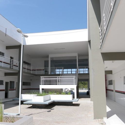 SC edita decreto da versão estadual das escolas cívico-militares