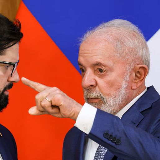 Lula discute democracia com presidentes sul-americanos após tarifaço de Trump