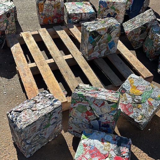 PF apreende 600 kg de sucata de alumínio abandonada em Dionísio Cerqueira