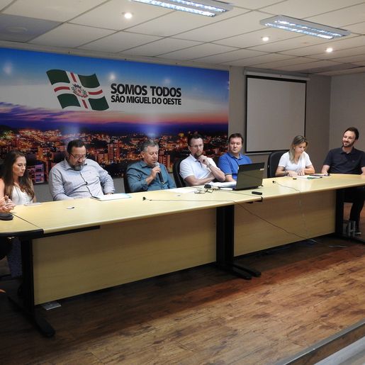 CORONAVÍRUS: Eventos com aglomeração de pessoas são suspensos em prevenção