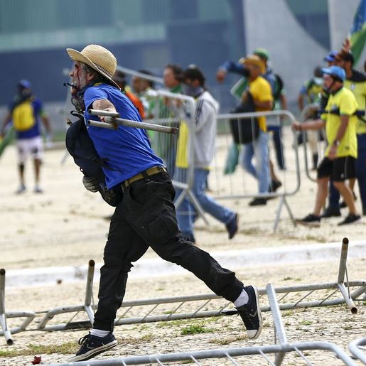 Supremo Tribunal Federal nega liberdade a presos após atos de 8 de janeiro