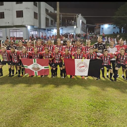 Com polêmica e gol do meio-campo, Cometa vence a ida das quartas do Regional