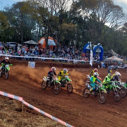 3ª etapa da Copa Oestina de Veloterra reúne grande público em Iporã do Oeste