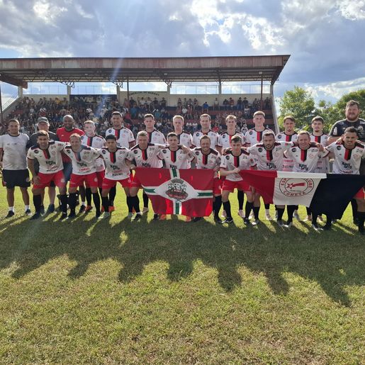 Cometa goleia na ida das semifinais do Regional
