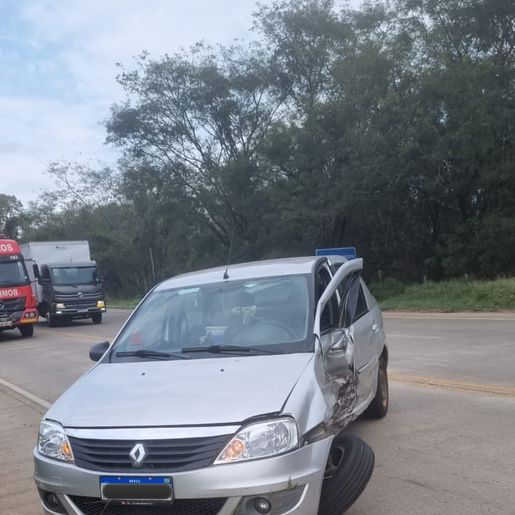 Colisão entre dois veículos deixa quatro feridos na BR-163, em Guaraciaba