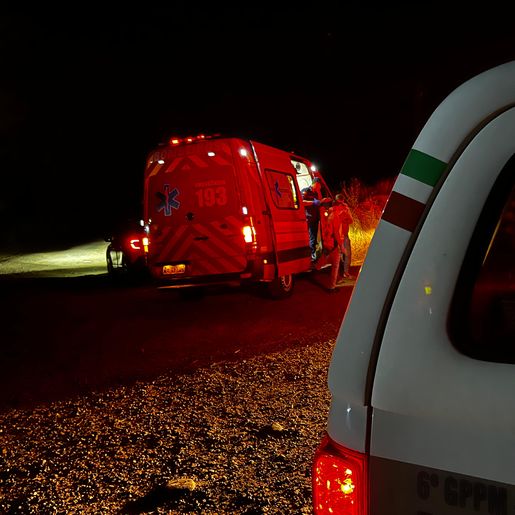 Menor é apreendido após fuga, manobras perigosas e acidente de moto no interior de Descanso