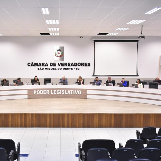 Câmara de SMOeste aprova projetos para ampliar contratações temporárias no serviço público