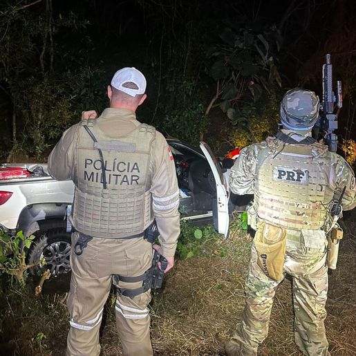 Polícia divulga imagens de perseguição a carro com meia tonelada de droga no Oeste