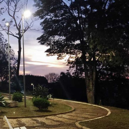Praça da Igreja Matriz recebe investimento de R$ 15 mil em lâmpadas de LED