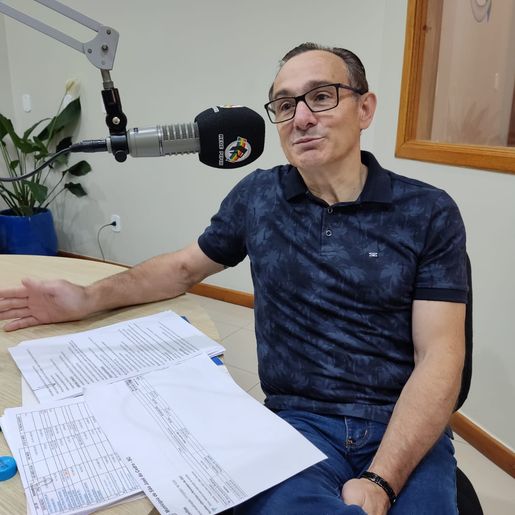 "Prefeitura não efetuou pagamento antes da entrega de caminhão"