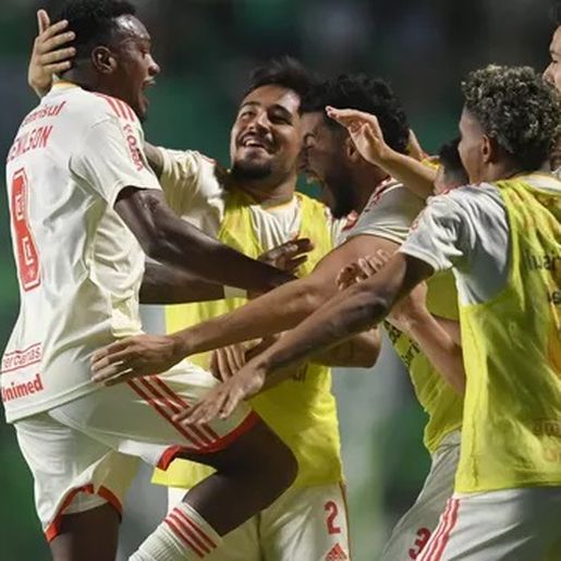 Inter vence o Goiás, aumenta invencibilidade com Mano e chega forte no G-4