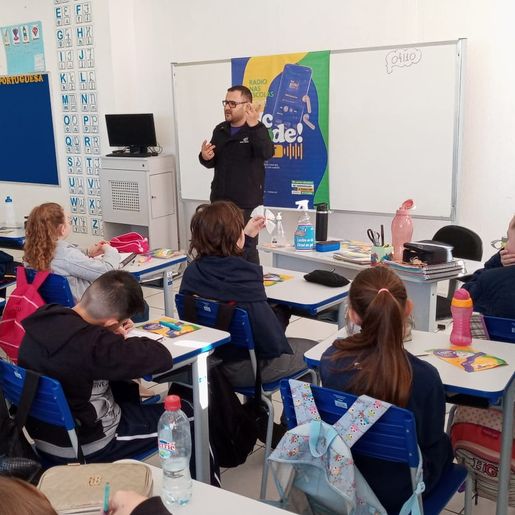 Rede Peperi realiza ação da Acaert em escola de SMOeste