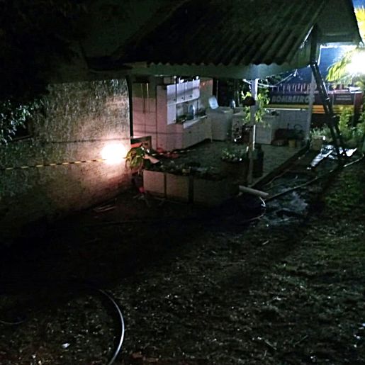 Residência no interior pega fogo durante preparo de churrasco