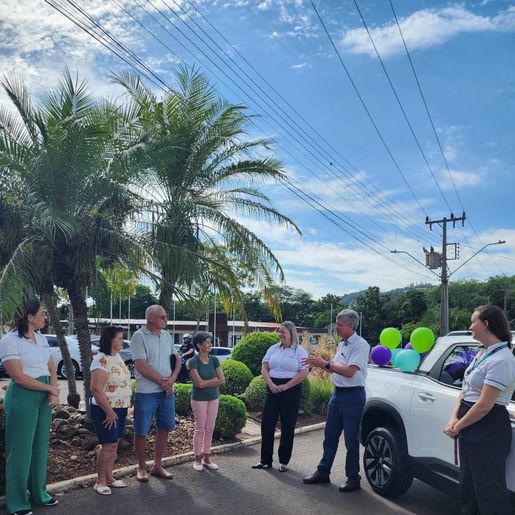 Sicoob Creditapiranga entrega carro e moto a sorteados na Campanha Capital da Sorte