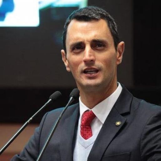 João Amin será presidente da comissão de impeachment do governador Moisés