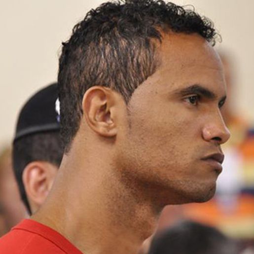 Justiça do Rio concede liberdade condicional ao goleiro Bruno