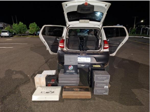 PM apreende mais de 100 garrafas de vinho contrabandeadas na BR-282, em SMO