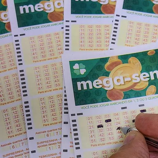 Mega-Sena acumula e prêmio vai a R$ 160 milhões