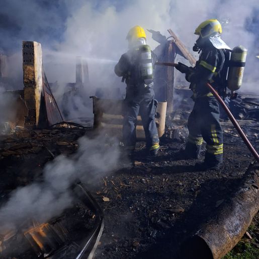 Incêndio destrói galpão no interior de Princesa
