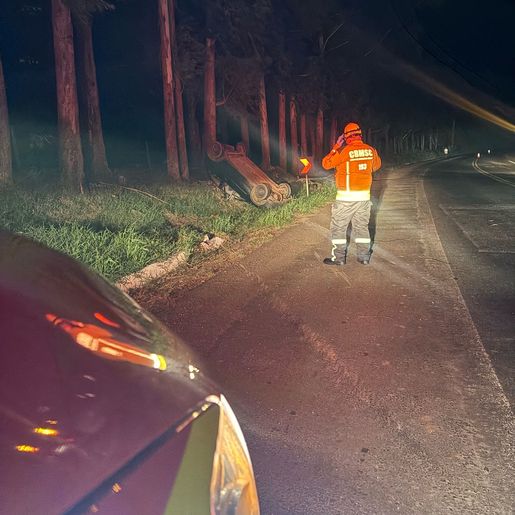Homem fica ferido após capotamento de veículo na BR 158, em Caibi