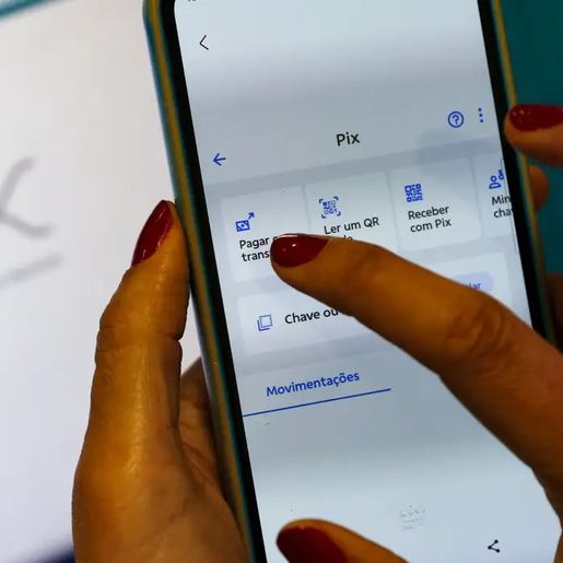 Bancos passam a oferecer Pix Automático a partir desta segunda