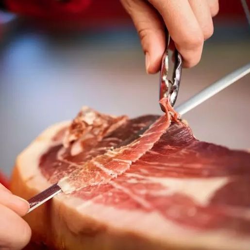 Por que ‘não se deve’ comer carne vermelha na Sexta-feira Santa?