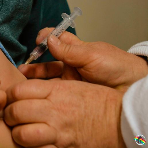 São Miguel começará a aplicar 3ª dose da vacina contra COVID em adolescentes