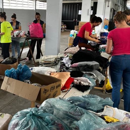 Doações diminuem em São Miguel do Oeste para vítimas das enchentes no RS