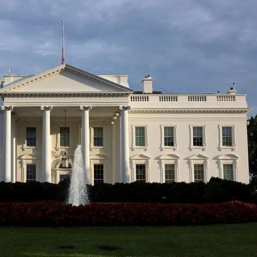 Bolsonaro está sob ataque do sistema judicial, diz Casa Branca