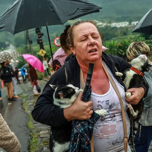 Número de desalojados dobra em 24 horas no Rio Grande do Sul