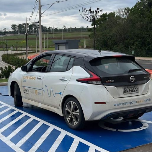 Celesc amplia corredor elétrico com novos eletropostos em Chapecó