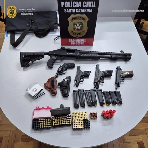 PC apreende armas na casa de homem investigado por ameaças em SMO