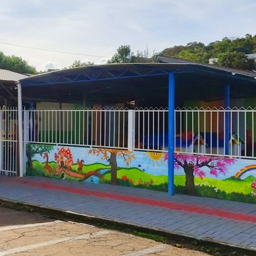 Descanso inicia ano letivo com foco em creche de férias e planejamento de ensino integral