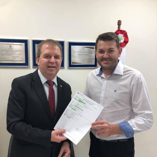 Deputado Eskudlark destina veículo para a Educação de Descanso