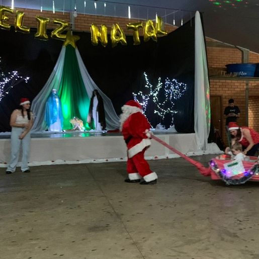 Saltinho promove ação natalina