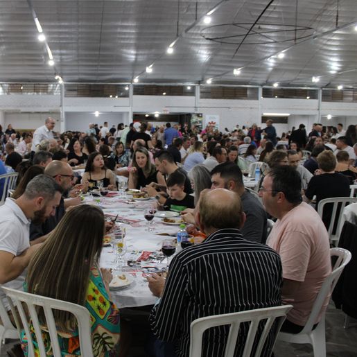 Rotary realiza com sucesso o 21º Festival do Frango e do Vinho em SMOeste