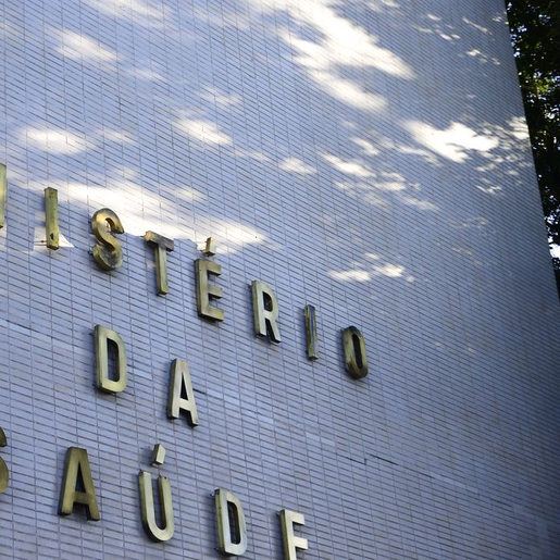 Agentes da saúde têm reajuste no salário viabilizado pelo Ministério