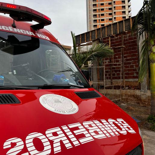 Homem fica ferido ao sofrer queda de construção no centro de SMO