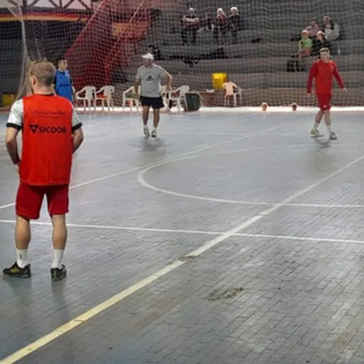 Futsal de Itapiranga terá jogo pela liderança da série bronze