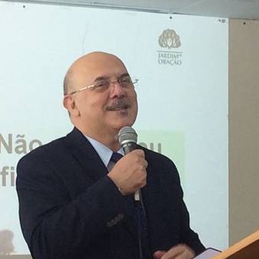 Bolsonaro anuncia Milton Ribeiro como novo ministro da Educação